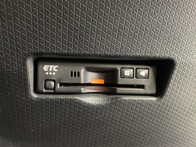 タント カスタムＲＳスタイルセレクション　ターボ　９型ナビＴＶ　両側電動　シートヒーター（9枚目）