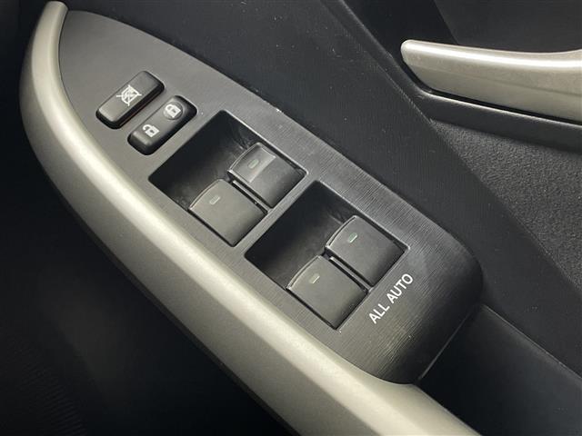 プリウス S 純正ナビ バックカメラ TV CD フォグランプ スマートキー プッシュスタート スペアキー 純正フロアマット 盗難防止装置 取扱説明書 保証書(30枚目)