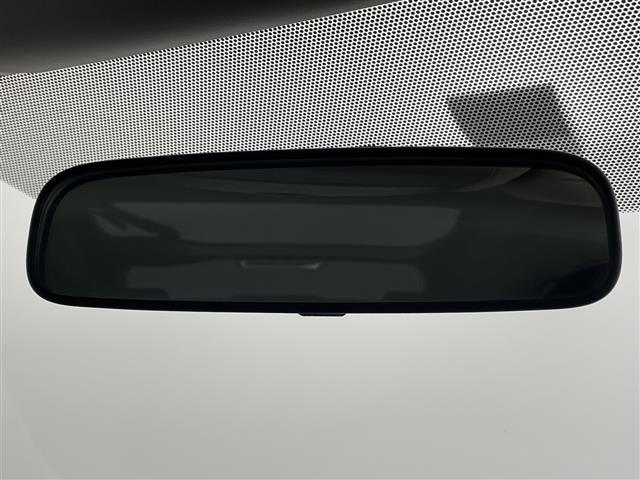 プリウス S 純正ナビ バックカメラ TV CD フォグランプ スマートキー プッシュスタート スペアキー 純正フロアマット 盗難防止装置 取扱説明書 保証書(32枚目)