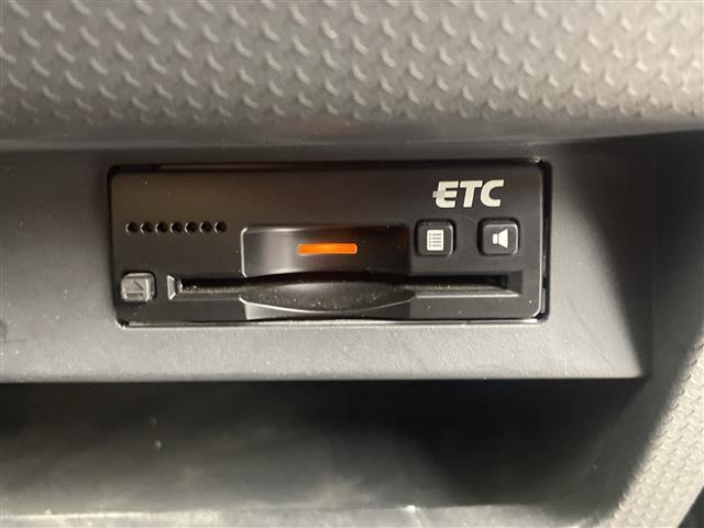 ハスラー ＪスタイルＩＩターボ　全方位モニター　ＡｐｐｌｅＣａｒＰｌａｙ　Ｂｌｕｅｔｏｏｔｈ　ナビ　クルコン　ターボ　ビルトインＥＴＣ　前席シートヒーター　パドルシフト　オートライト　レーンキープアシスト　衝突被害軽減　スペアキー（8枚目）