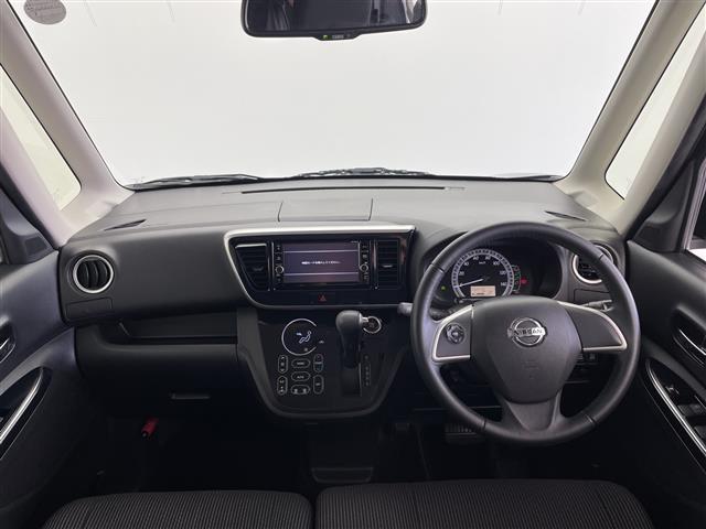 デイズルークス X Vセレクション 禁煙 純正ナビ アラウンドビューモニター 両側パワースライドドア ETC ドラレコ 衝突軽減 コーナーセンサー ステアリングスイッチ フルセグ Bluetooth DVD CD スマートキー(2枚目)