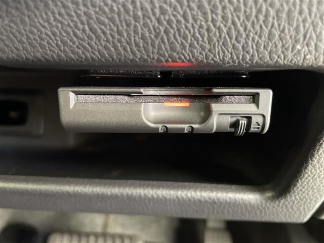 デイズルークス X Vセレクション 禁煙 純正ナビ アラウンドビューモニター 両側パワースライドドア ETC ドラレコ 衝突軽減 コーナーセンサー ステアリングスイッチ フルセグ Bluetooth DVD CD スマートキー(6枚目)