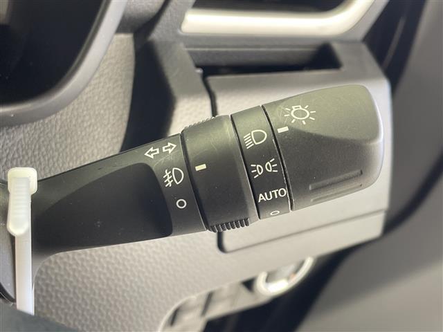 ルーミー カスタムG-T 禁煙 純正ナビ バックカメラ 両側パワースライドドア ETC 追従クルコン 衝突軽減 レーンキープアシスト クリアランスソナー オートハイビーム 地デジ Bluetooth CD LEDヘッドライト(22枚目)