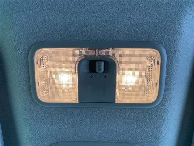 ルーミー カスタムG-T 禁煙 純正ナビ バックカメラ 両側パワースライドドア ETC 追従クルコン 衝突軽減 レーンキープアシスト クリアランスソナー オートハイビーム 地デジ Bluetooth CD LEDヘッドライト(27枚目)