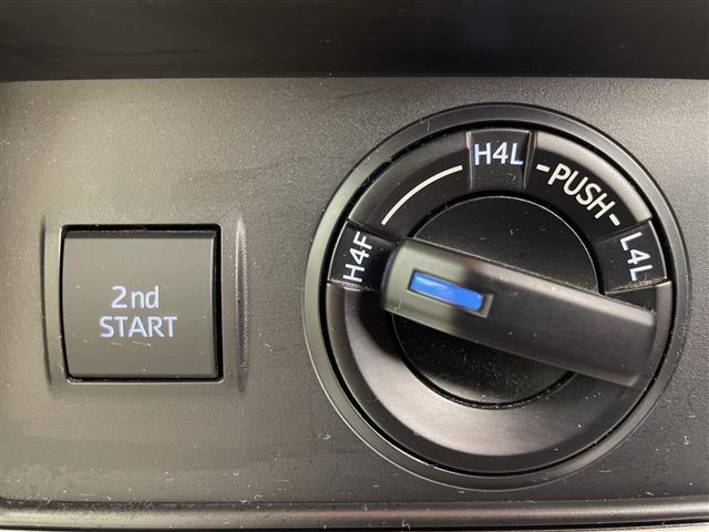 ランドクルーザープラド ＴＸ　Ｌパッケージ　ベージュ革　モデリスタ　禁煙　ナビＴＶ　Ｂカメラ（32枚目）