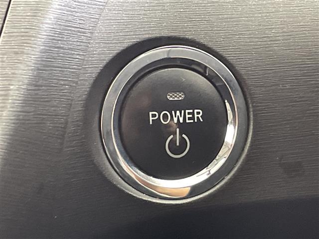 プリウス S 7インチナビ AM FM ワンセグ CD バックカメラ プッシュスタート ステアリングリモコン 横滑り防止機能 カーテンエアバック オートライト フォグライト スマートキー 純正フロアマット(8枚目)