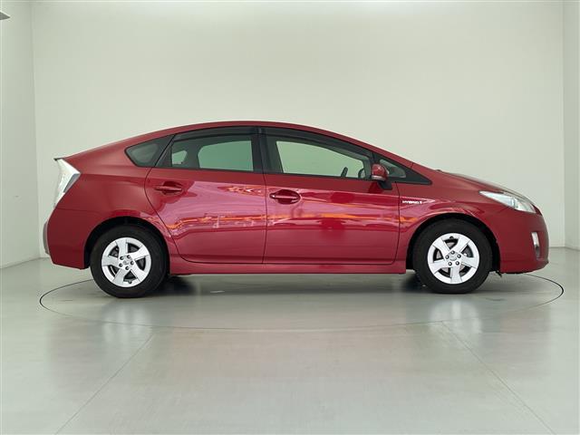 プリウス S 7インチナビ AM FM ワンセグ CD バックカメラ プッシュスタート ステアリングリモコン 横滑り防止機能 カーテンエアバック オートライト フォグライト スマートキー 純正フロアマット(35枚目)