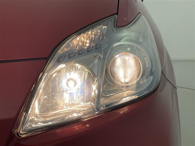 プリウス S 7インチナビ AM FM ワンセグ CD バックカメラ プッシュスタート ステアリングリモコン 横滑り防止機能 カーテンエアバック オートライト フォグライト スマートキー 純正フロアマット(38枚目)