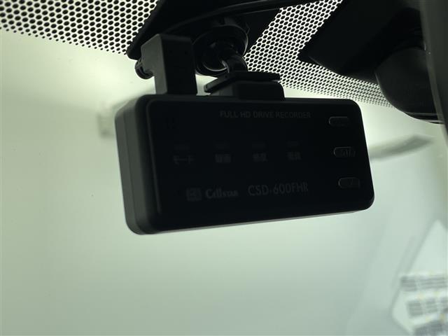 プリウス S 禁煙 純正ナビ バックカメラ ドラレコ ビルドインETC 地デジ Bluetooth CD スマートキー スペアキー アイドリングストップ エンジンスタートボタン(5枚目)