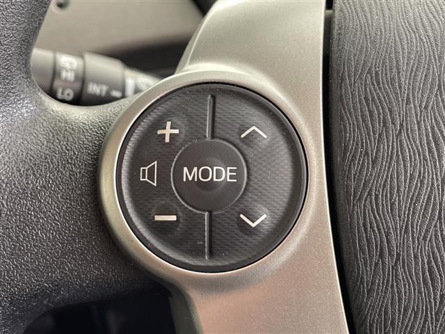 プリウス S 禁煙 純正ナビ バックカメラ ドラレコ ビルドインETC 地デジ Bluetooth CD スマートキー スペアキー アイドリングストップ エンジンスタートボタン(8枚目)