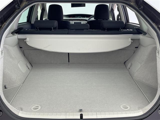 プリウス S 禁煙 純正ナビ バックカメラ ドラレコ ビルドインETC 地デジ Bluetooth CD スマートキー スペアキー アイドリングストップ エンジンスタートボタン(12枚目)