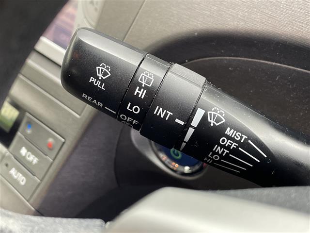プリウス S 禁煙 純正ナビ バックカメラ ドラレコ ビルドインETC 地デジ Bluetooth CD スマートキー スペアキー アイドリングストップ エンジンスタートボタン(21枚目)