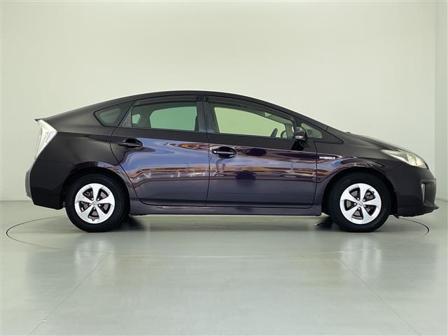 プリウス S 禁煙 純正ナビ バックカメラ ドラレコ ビルドインETC 地デジ Bluetooth CD スマートキー スペアキー アイドリングストップ エンジンスタートボタン(35枚目)