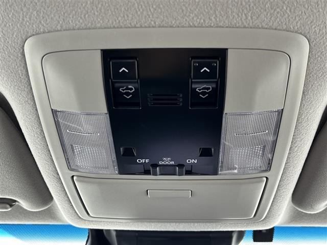 ランドクルーザープラド TX Lパッケージ・ブラックエディション 禁煙 ALPINE9型ナビ サンルーフ バックカメラ ETC パワーシート シートヒーター エアシート 追従クルコン 衝突軽減 レーンキープアシスト オートハイビーム フルセグ Bluetooth(30枚目)