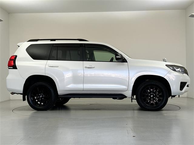 ランドクルーザープラド TX Lパッケージ・ブラックエディション 禁煙 ALPINE9型ナビ サンルーフ バックカメラ ETC パワーシート シートヒーター エアシート 追従クルコン 衝突軽減 レーンキープアシスト オートハイビーム フルセグ Bluetooth(35枚目)