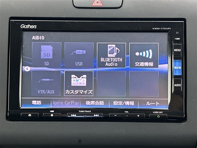 フリード G 純正ナビ 両側パワースライドドア バックカメラ ビルトインETC フルセグテレビ ステアリングスイッチ プッシュスタート オートライト ヒーテッドドアミラー ドライブレコーダー サンシェード(11枚目)