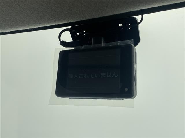 安心の全車保証付き！（※部分保証、国産車は納車後３ヶ月、輸入車は納車後１ヶ月の保証期間となります）。その他長期保証（有償）もご用意しております！※長期保証を付帯できる車両には条件がございます。