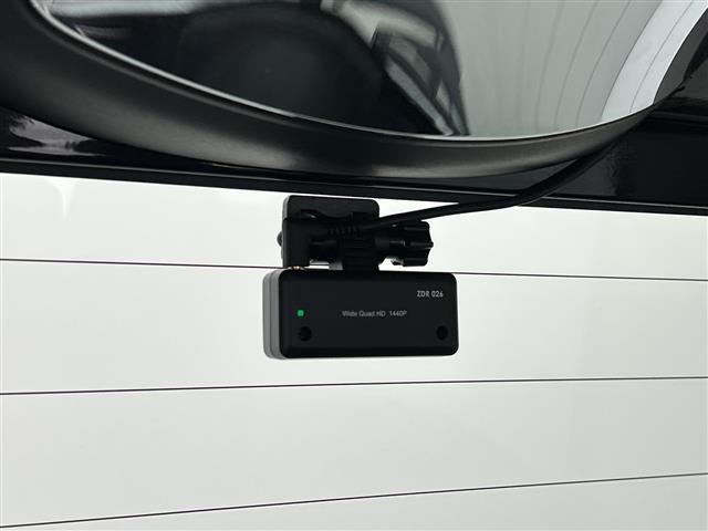 スペーシアカスタム ハイブリッドXS 禁煙 純正ナビ シートヒーター 追従クルコン ETC 衝突軽減 レーンキープアシスト コーナーセンサー オートハイビーム 前後ドラレコ LEDヘッドライト フルセグ Bluetooth DVD CD(7枚目)