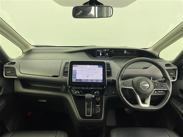 セレナ ハイウェイスターV 両側電動 11型ナビTV フリップダウン プロパイロット(2枚目)