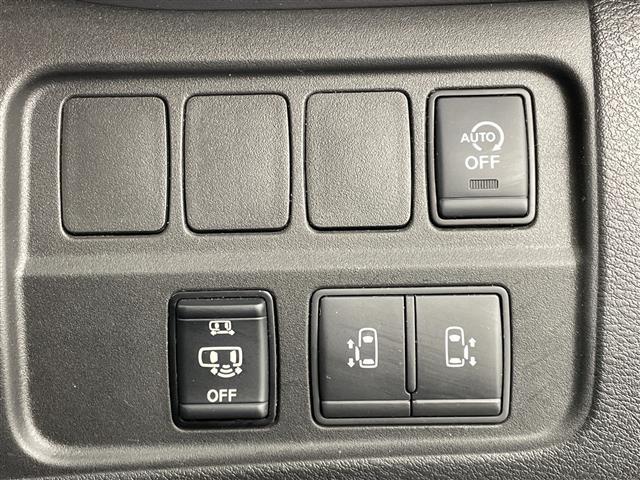 セレナ ハイウェイスターV 両側電動 11型ナビTV フリップダウン プロパイロット(3枚目)