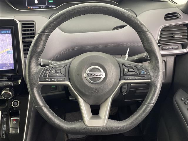 セレナ ハイウェイスターV 両側電動 11型ナビTV フリップダウン プロパイロット(9枚目)