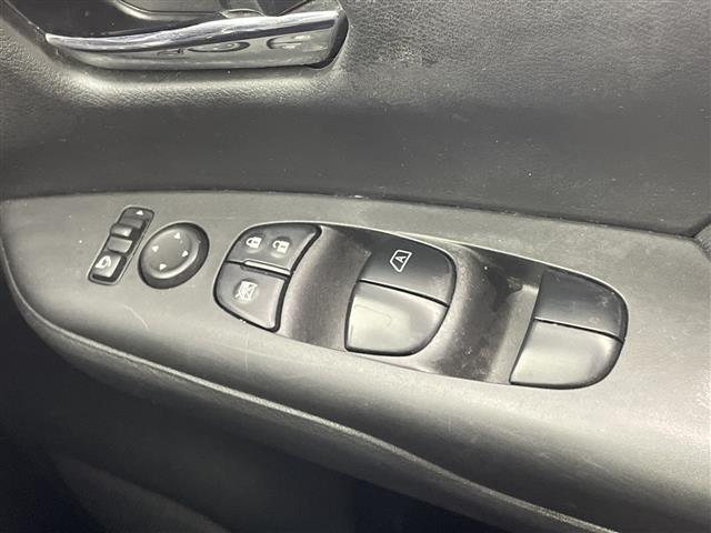 セレナ ハイウェイスターV 両側電動 11型ナビTV フリップダウン プロパイロット(16枚目)