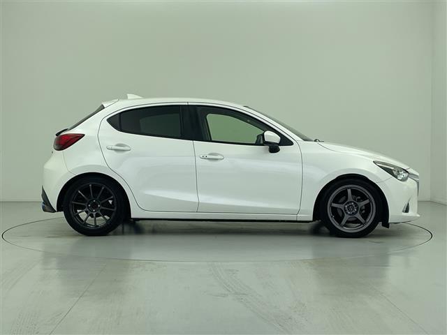 デミオ XDツーリング 純正ナビ フルセグTV バックカメラ LED セーフティPKG ヘッドアップディスプレイ ブラインドスポットモニター Bluetooth ドライブレコーダー Greddyマフラー ローダウン(34枚目)