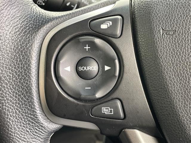 フリードハイブリッド ハイブリッド・Gホンダセンシング 禁煙 社外ナビ 両側パワースライドドア ルーフキャリア レーダークルーズコントロール 衝突軽減ブレーキ レーンキープアシスト RAZOシフトノブ ビルトインETC ハーフレザーシート LEDライト(6枚目)