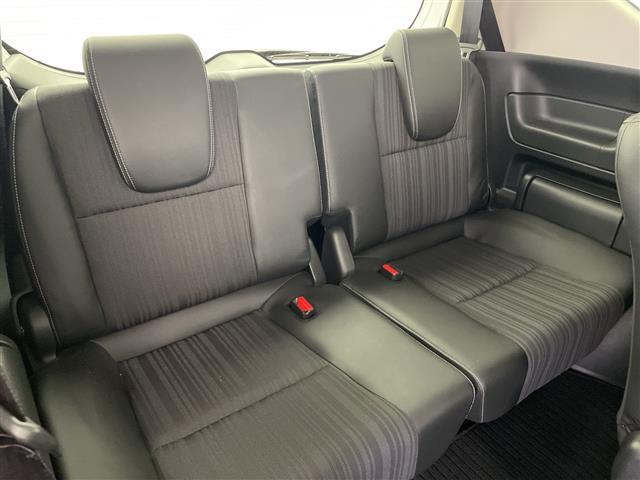 フリードハイブリッド ハイブリッド・Gホンダセンシング 禁煙 社外ナビ 両側パワースライドドア ルーフキャリア レーダークルーズコントロール 衝突軽減ブレーキ レーンキープアシスト RAZOシフトノブ ビルトインETC ハーフレザーシート LEDライト(13枚目)