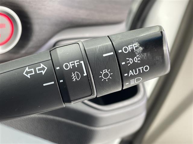 フリードハイブリッド ハイブリッド・Gホンダセンシング 禁煙 社外ナビ 両側パワースライドドア ルーフキャリア レーダークルーズコントロール 衝突軽減ブレーキ レーンキープアシスト RAZOシフトノブ ビルトインETC ハーフレザーシート LEDライト(19枚目)