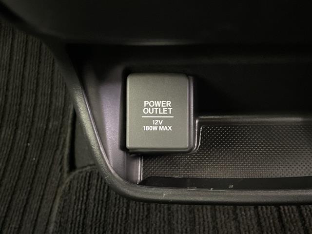 フリードハイブリッド ハイブリッド・Gホンダセンシング 禁煙 社外ナビ 両側パワースライドドア ルーフキャリア レーダークルーズコントロール 衝突軽減ブレーキ レーンキープアシスト RAZOシフトノブ ビルトインETC ハーフレザーシート LEDライト(26枚目)