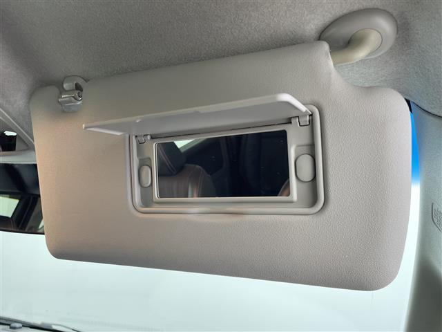 フリードハイブリッド ハイブリッド・Gホンダセンシング 禁煙 社外ナビ 両側パワースライドドア ルーフキャリア レーダークルーズコントロール 衝突軽減ブレーキ レーンキープアシスト RAZOシフトノブ ビルトインETC ハーフレザーシート LEDライト(27枚目)