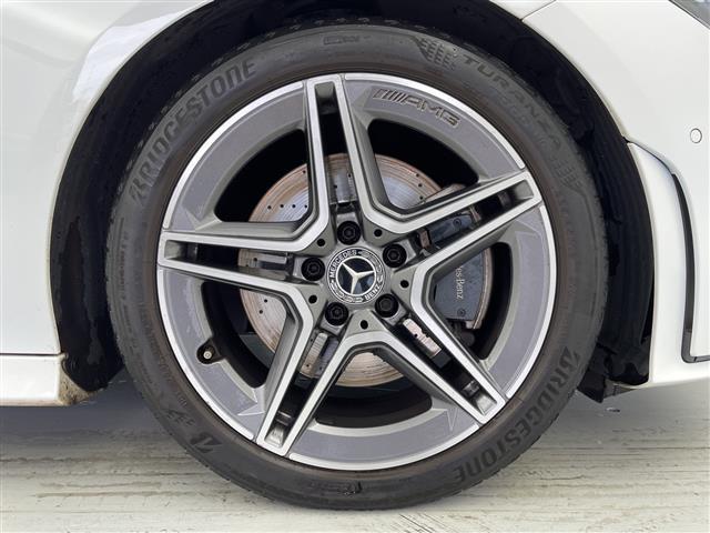 CLAクラス CLA200d 禁煙 純正ナビ パワーシート シートヒーター ブラインドスポットモニター レーンキープアシスト 衝突軽減ブレーキ オートマチックハイビーム レーダークルーズコントロール ETC2.0 バックカメラ(11枚目)