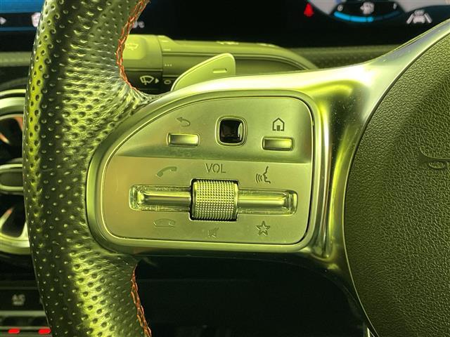 CLAクラス CLA200d 禁煙 純正ナビ パワーシート シートヒーター ブラインドスポットモニター レーンキープアシスト 衝突軽減ブレーキ オートマチックハイビーム レーダークルーズコントロール ETC2.0 バックカメラ(14枚目)