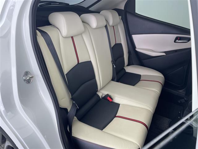 デミオ XDツーリング Lパッケージ マツダコネクトナビ CD DVD Bluetooth USB TV 衝突軽減ブレーキ 車線逸脱警報 誤発進抑制機能 ブラインドスポットミニター レーンキープアシスト バックカメラ オートライト(14枚目)