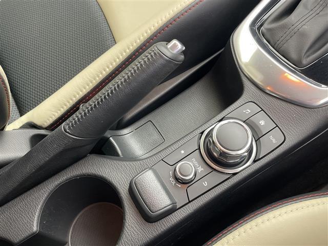 デミオ XDツーリング Lパッケージ マツダコネクトナビ CD DVD Bluetooth USB TV 衝突軽減ブレーキ 車線逸脱警報 誤発進抑制機能 ブラインドスポットミニター レーンキープアシスト バックカメラ オートライト(33枚目)