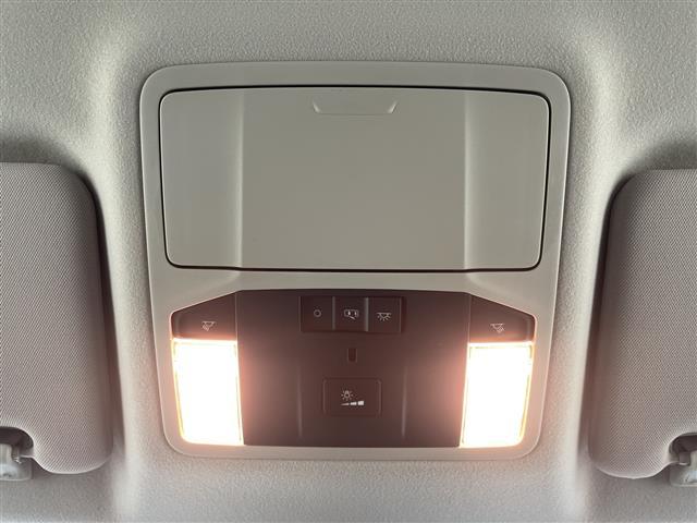 デリカＤ：５ ブラックエディション　登録済未使用車　アルパイン１１型ナビ　カープレイ　バックカメラ　ＨＤＭＩ　ＡＣ１００Ｖ　追従クルコン　ステアリングヒーター　前席シートヒーター　パドルシフト　本革シートパワーシート　ＢＴ　両側電動ドア（31枚目）