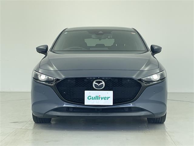 ＭＡＺＤＡ３ファストバック Ｘバーガンディ　セレクション　純正ナビ　全方位カメラ　ＡＣＣ　衝突軽減ブレーキ　レーンキープ　誤発進抑制機能　ＢＳＭ　ＥＴＣ　ＬＥＤライト　ドラレコ　シートヒーター　ステアリングヒーター　クリアランスソナー（13枚目）