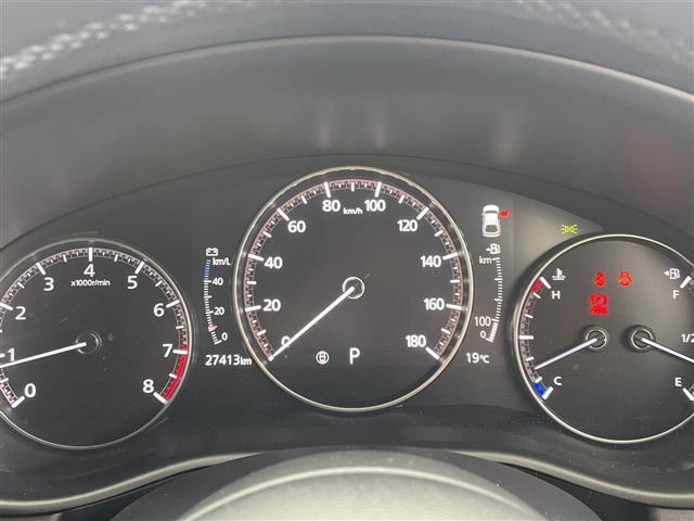 ＭＡＺＤＡ３ファストバック Ｘバーガンディ　セレクション　純正ナビ　全方位カメラ　ＡＣＣ　衝突軽減ブレーキ　レーンキープ　誤発進抑制機能　ＢＳＭ　ＥＴＣ　ＬＥＤライト　ドラレコ　シートヒーター　ステアリングヒーター　クリアランスソナー（17枚目）