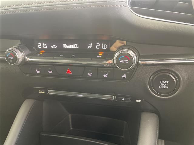 ＭＡＺＤＡ３ファストバック Ｘバーガンディ　セレクション　純正ナビ　全方位カメラ　ＡＣＣ　衝突軽減ブレーキ　レーンキープ　誤発進抑制機能　ＢＳＭ　ＥＴＣ　ＬＥＤライト　ドラレコ　シートヒーター　ステアリングヒーター　クリアランスソナー（25枚目）
