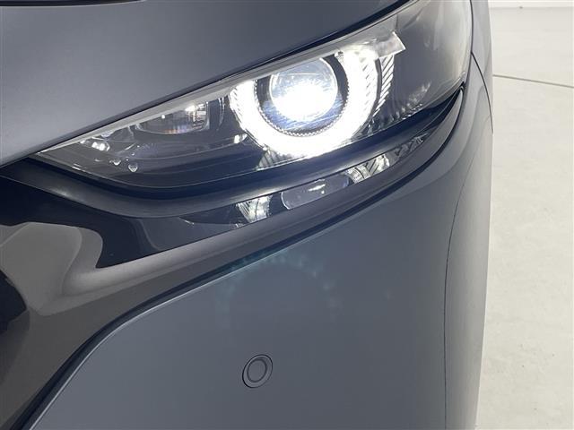 ＭＡＺＤＡ３ファストバック Ｘバーガンディ　セレクション　純正ナビ　全方位カメラ　ＡＣＣ　衝突軽減ブレーキ　レーンキープ　誤発進抑制機能　ＢＳＭ　ＥＴＣ　ＬＥＤライト　ドラレコ　シートヒーター　ステアリングヒーター　クリアランスソナー（34枚目）