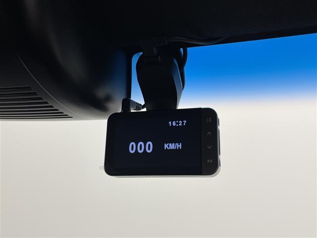 Ｎ－ＢＯＸカスタム Ｇ・Ｌターボホンダセンシング　禁煙　純正８インチナビ　両側パワースライドドア　バックカメラ　前後ドラレコ　ＥＴＣ　衝突軽減　コーナーセンサー　レーンキープ　オートハイビーム　追従クルコン　Ｂｌｕｅｔｏｏｔｈ　フルセグ　ＤＶＤ　ＣＤ（8枚目）