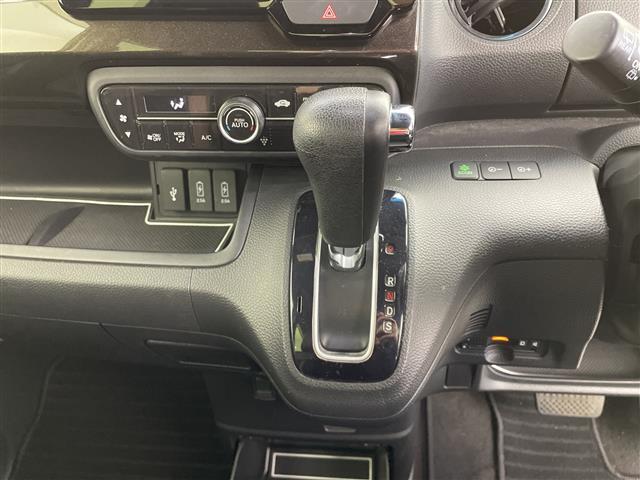 Ｎ－ＢＯＸカスタム Ｇ・Ｌターボホンダセンシング　禁煙　純正８インチナビ　両側パワースライドドア　バックカメラ　前後ドラレコ　ＥＴＣ　衝突軽減　コーナーセンサー　レーンキープ　オートハイビーム　追従クルコン　Ｂｌｕｅｔｏｏｔｈ　フルセグ　ＤＶＤ　ＣＤ（22枚目）