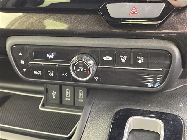 Ｎ－ＢＯＸカスタム Ｇ・Ｌターボホンダセンシング　禁煙　純正８インチナビ　両側パワースライドドア　バックカメラ　前後ドラレコ　ＥＴＣ　衝突軽減　コーナーセンサー　レーンキープ　オートハイビーム　追従クルコン　Ｂｌｕｅｔｏｏｔｈ　フルセグ　ＤＶＤ　ＣＤ（23枚目）