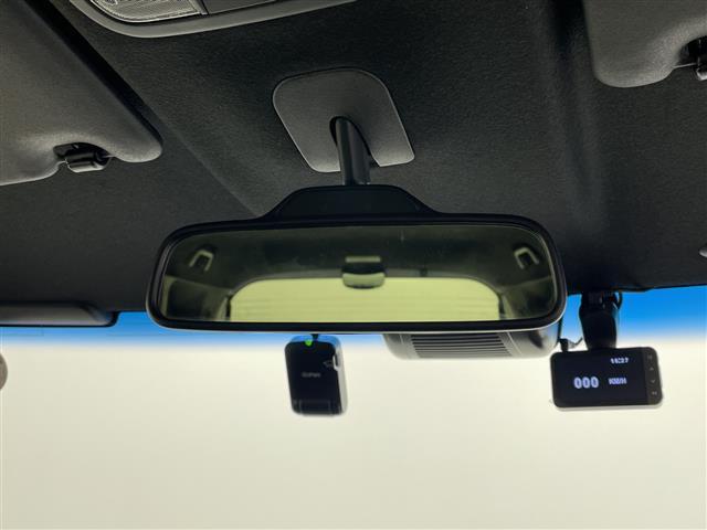 Ｎ－ＢＯＸカスタム Ｇ・Ｌターボホンダセンシング　禁煙　純正８インチナビ　両側パワースライドドア　バックカメラ　前後ドラレコ　ＥＴＣ　衝突軽減　コーナーセンサー　レーンキープ　オートハイビーム　追従クルコン　Ｂｌｕｅｔｏｏｔｈ　フルセグ　ＤＶＤ　ＣＤ（28枚目）