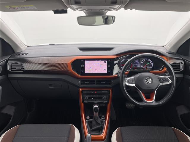 T-クロス TSI 1st 1オーナー 純正ナビ バックカメラ LED 禁煙(2枚目)