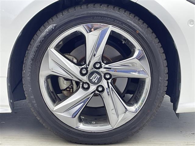 クラウンハイブリッド ＲＳアドバンス　禁煙　純正ナビ　全方位モニター　シートヒーター　ベンチレーション　ステアリングヒーター　衝突軽減ブレーキ　レーンキープアシスト　レーダークルーズコントロール　パワーシート　レザーシート　ＥＴＣ（18枚目）