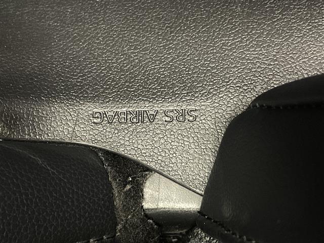 カローラクロス ハイブリッド　Ｚ　禁煙　全方位モニター　ガラスルーフ　レーダークルーズコントロール　シートヒーター　ＥＴＣ　ハーフレザーシート　衝突軽減ブレーキ　レーンキープアシスト　オートハイビーム　ブラインドスポットモニター（26枚目）