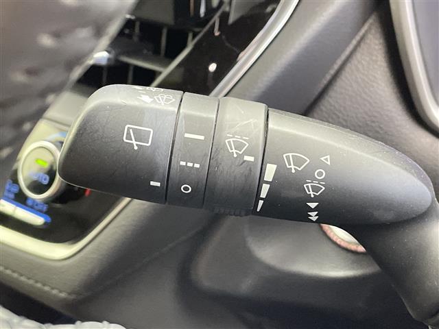 カローラクロス ハイブリッド　Ｚ　禁煙　全方位モニター　ガラスルーフ　レーダークルーズコントロール　シートヒーター　ＥＴＣ　ハーフレザーシート　衝突軽減ブレーキ　レーンキープアシスト　オートハイビーム　ブラインドスポットモニター（27枚目）