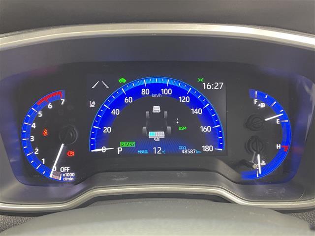 カローラクロス ハイブリッド　Ｚ　禁煙　全方位モニター　ガラスルーフ　レーダークルーズコントロール　シートヒーター　ＥＴＣ　ハーフレザーシート　衝突軽減ブレーキ　レーンキープアシスト　オートハイビーム　ブラインドスポットモニター（30枚目）